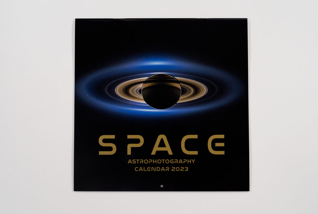 23年カレンダー紹介 Space 天体写真カレンダー 23 株式会社クレヴィス